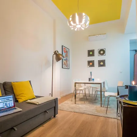 Feel Historical Порту