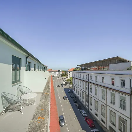 Feel Historical Daire